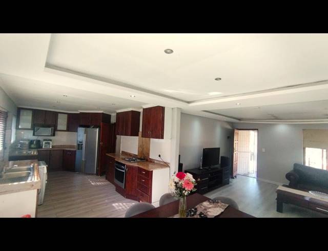 3 BEDROOM HOUSE FOR SALE IN PELHAM